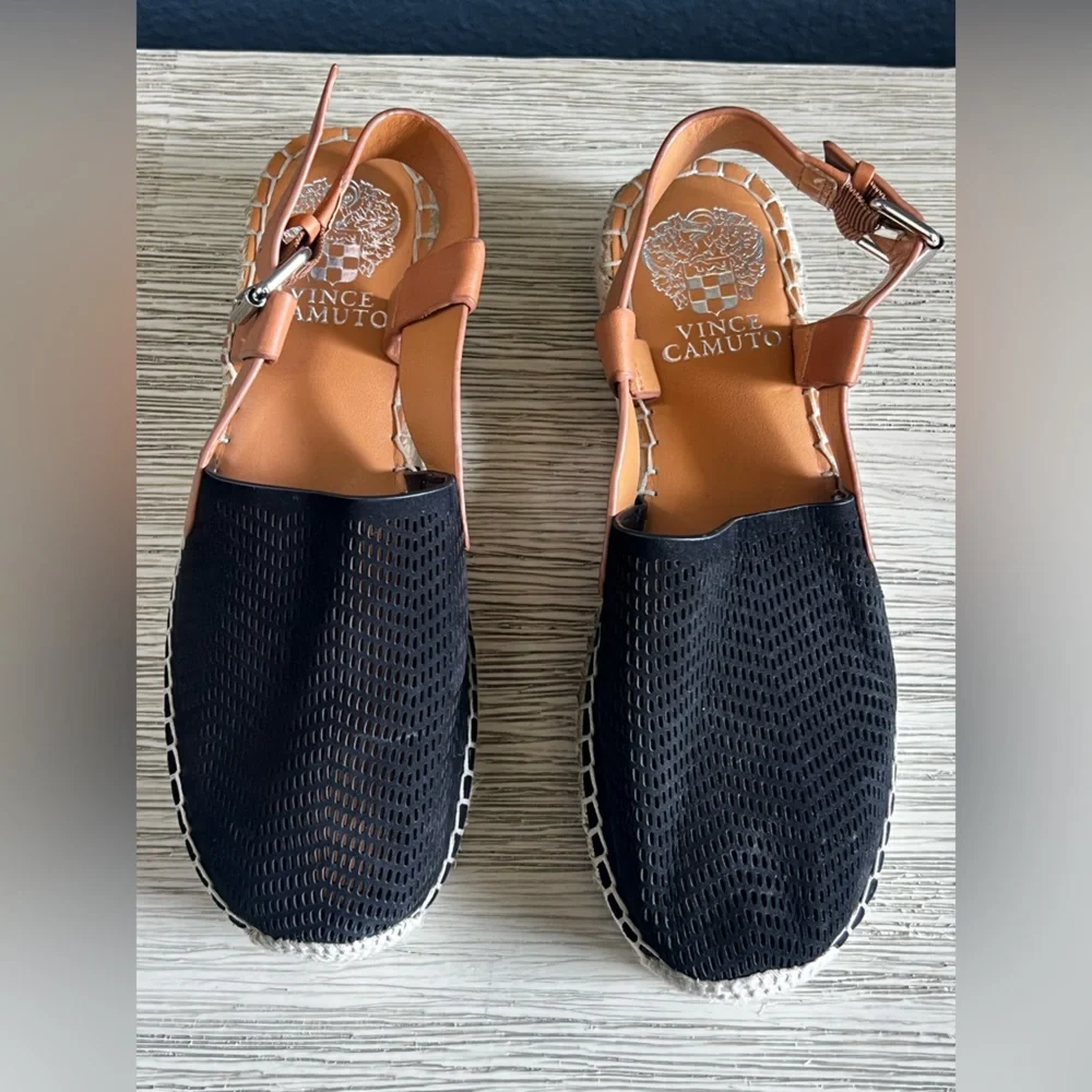 NWOT!!! Vince Camuto Black and Tan Espadrilles